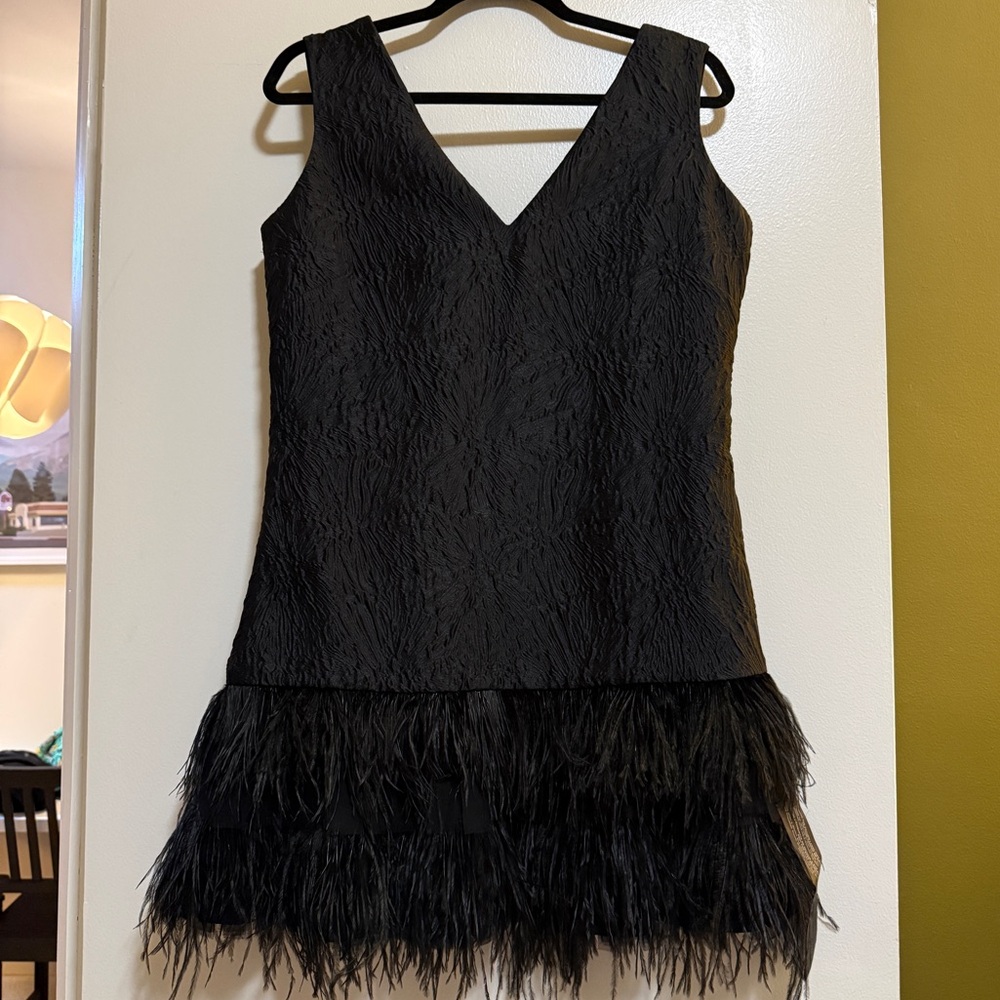 NWT BCBGMAXAZRIA black mini feather cocktail dress 8